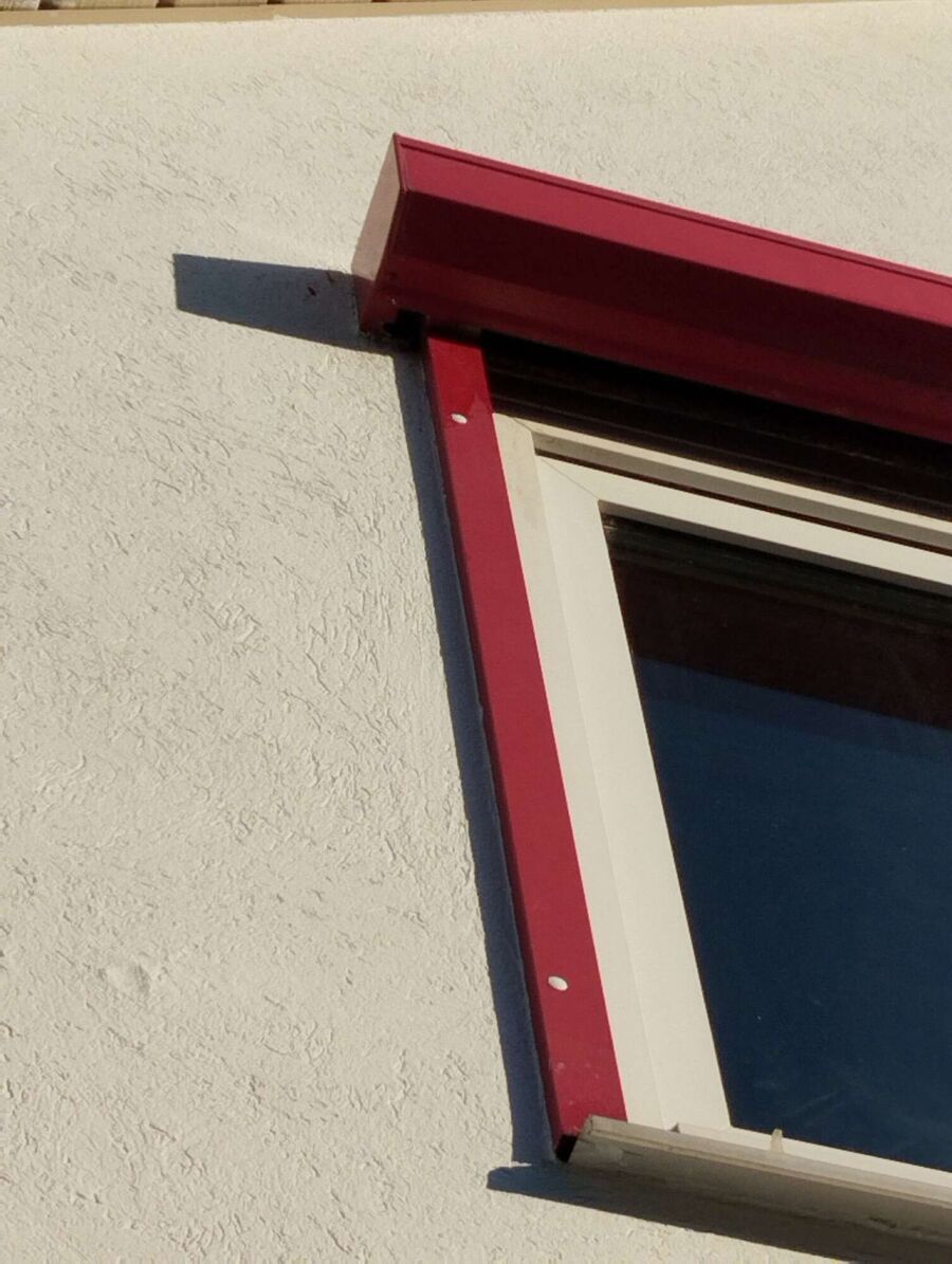 Bee nest at the house remove