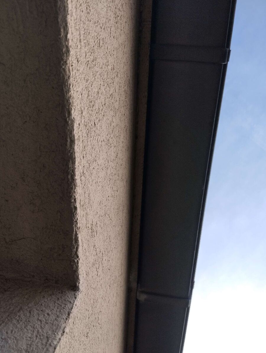 Bee nest at the house remove