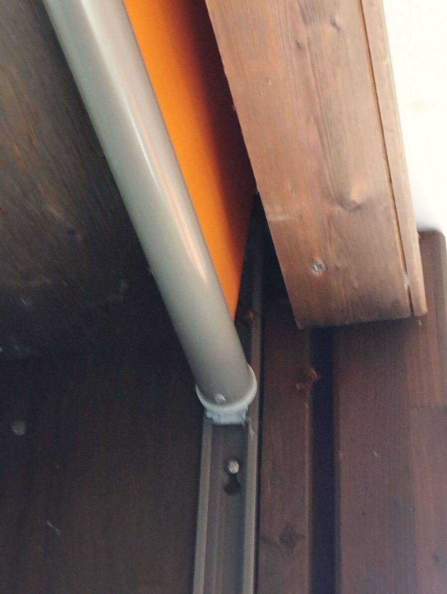 Bee nest at the house remove