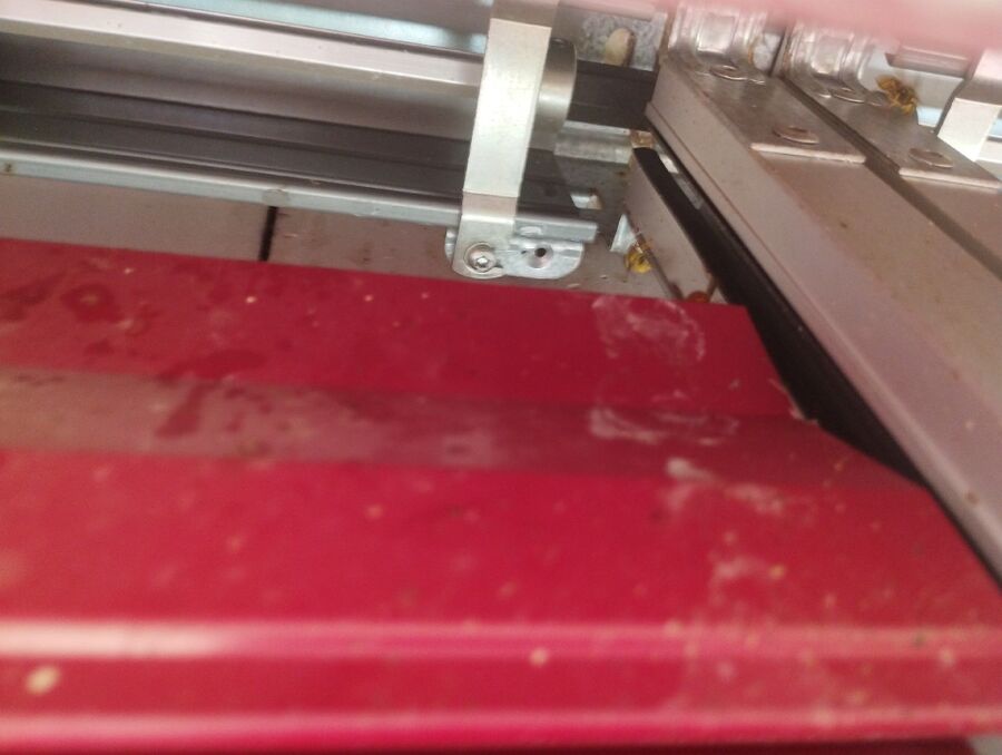 Bee nest at the house remove